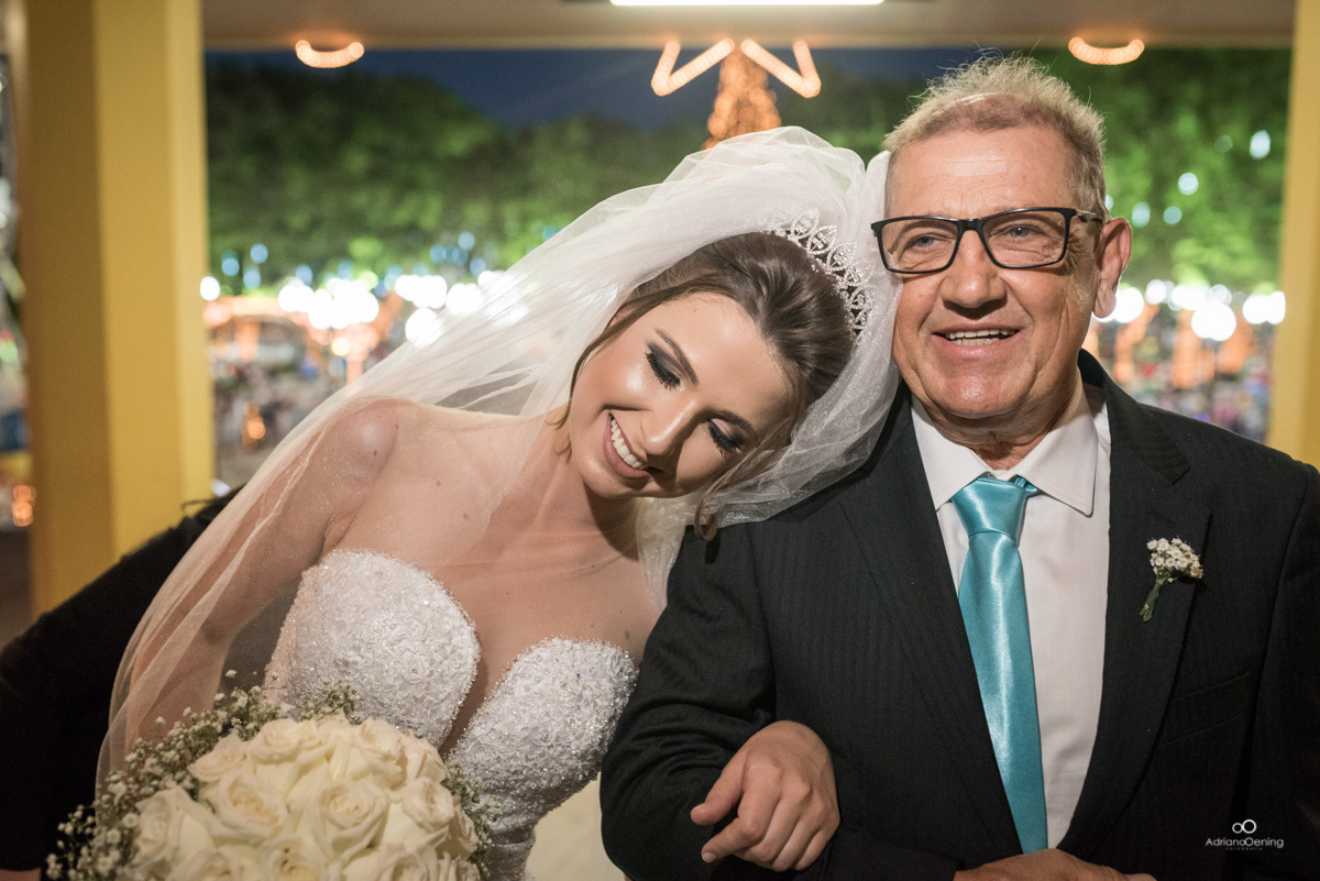 Casamento em Francisco Beltrao Pr pelo fotografo Adriano Oening um dos melhores fotógrafos de casamento do Paraná