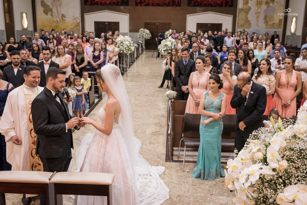 Casamento em Francisco Beltrao Pr pelo fotografo Adriano Oening um dos melhores fotógrafos de casamento do Paraná