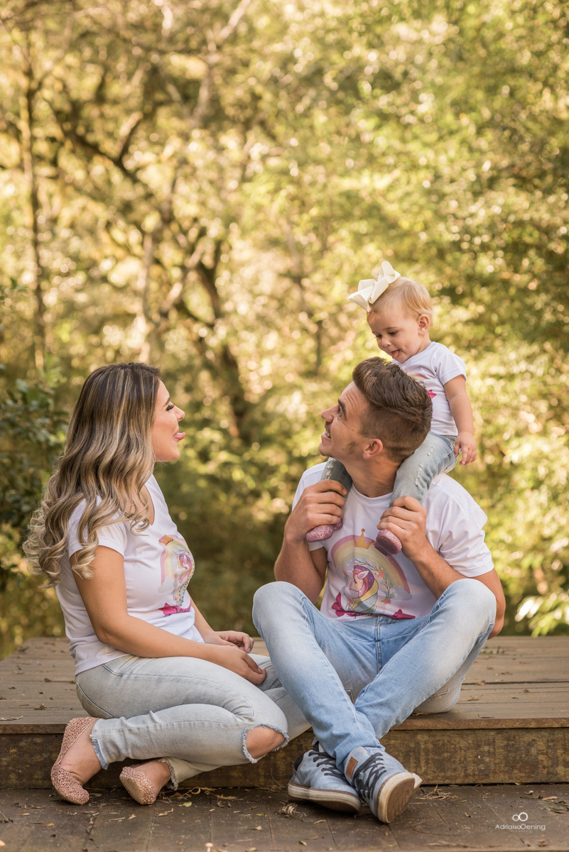 Ensaio de 1 ano da Valentina com a familia pelo Fotografo de Francisco Beltrao Adriano Oening
