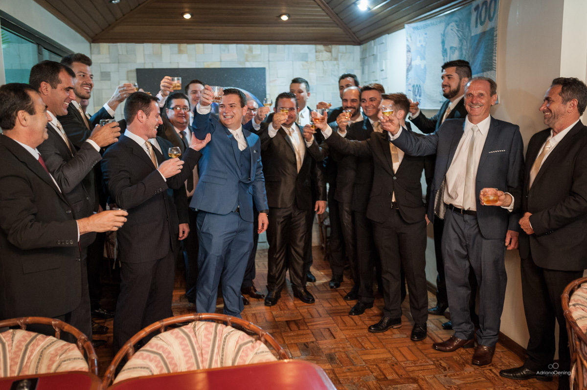 em Francisco Beltrão Pr pelo Fotógrafo de casamento Adriano Oening