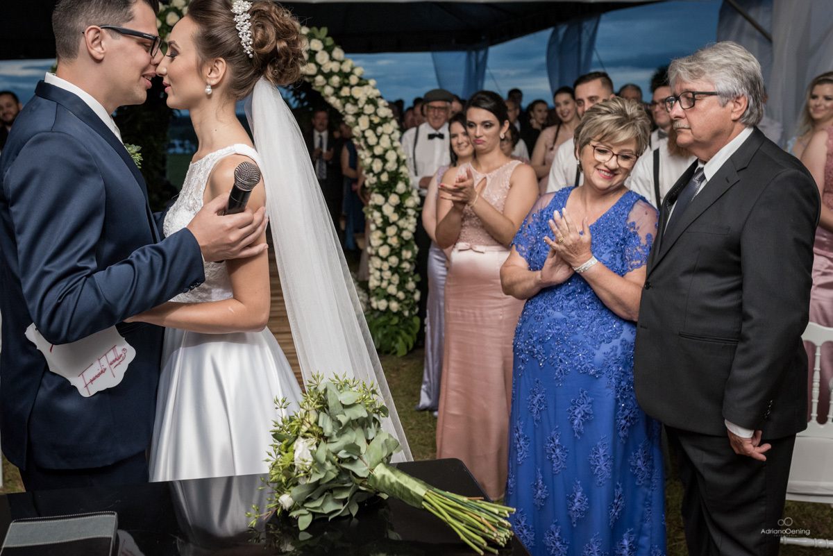 Branco Pr do casal Caroline e Cezar pelo Fotografo de casamento Adriano Oening