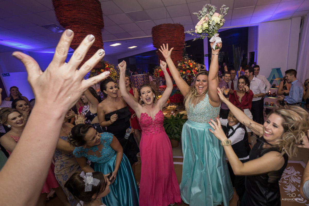 Casamento no carnaval em Francisco Beltrão, fotografia de casamento,fotos de casamento,festa de casamento por Adriano Oening Fotografia