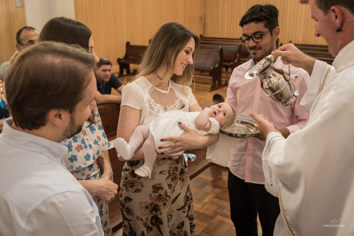 Batizado da Laura Matiotti na cidade de São Lourenço Sc pelo fotografo de família Adriano Oening 