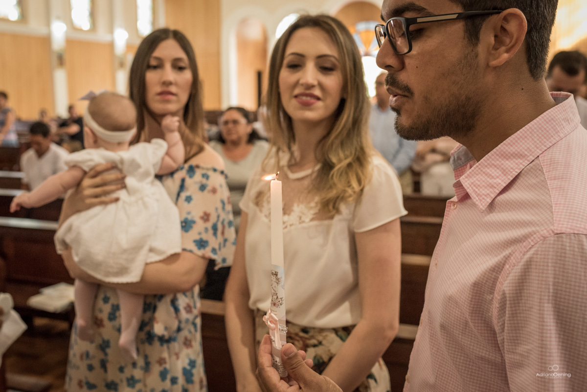 Batizado da Laura Matiotti na cidade de São Lourenço Sc pelo fotografo de família Adriano Oening 
