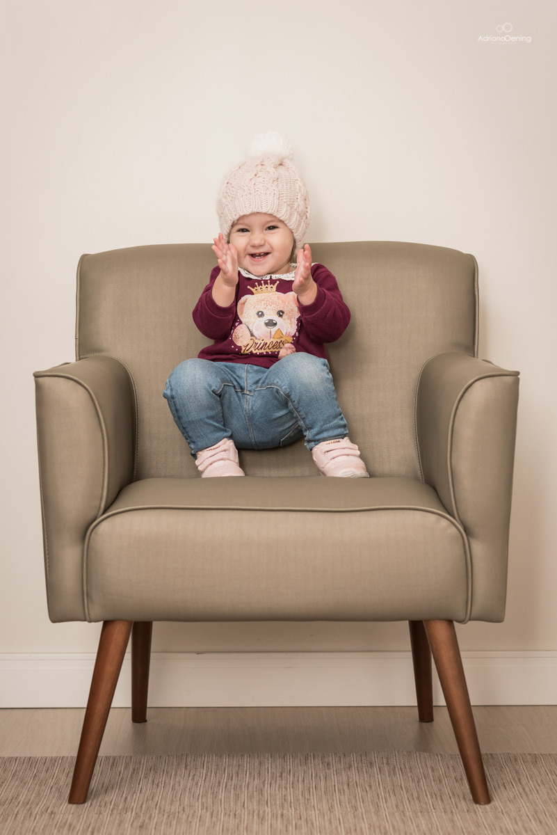Ensaio de 1 ano no estudio Adriano Oening Fotografia do acompanhamento mensal da Cecilia