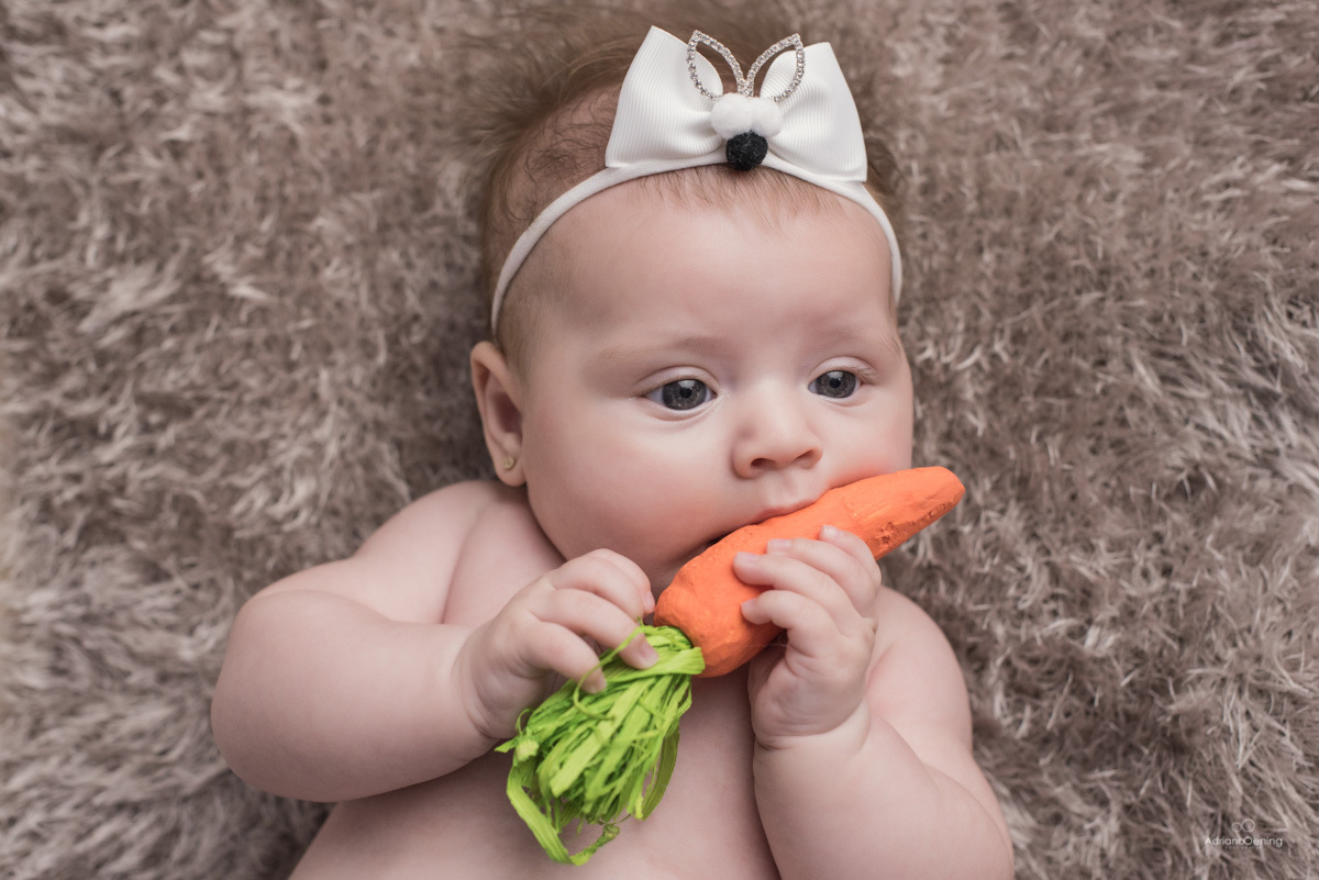 Ensaio temático de Páscoa no estúdio fotográfico Adriano Oening Fotografia