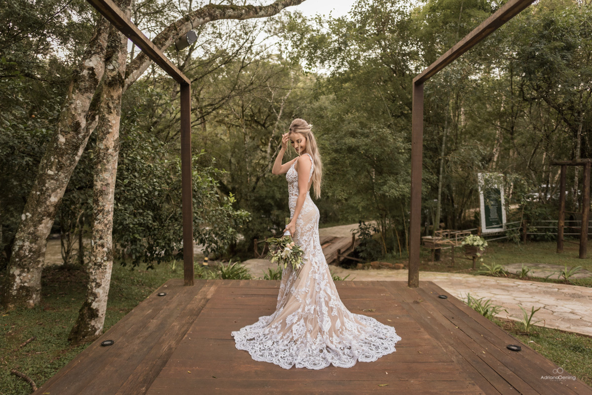 Casamento de Tainá e Eduardo no Urio Park em Marmeleiro Pr pelo fotógrafo Adriano Oening