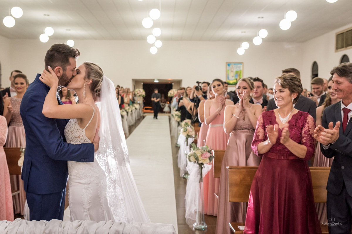 Casamento de Renata e Bruno na Cidade de Francisco Beltrao Pr pelas lentes do fotografo Adriano Oening