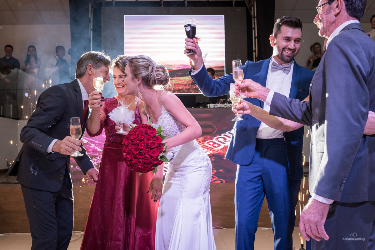 Casamento de Renata e Bruno na Cidade de Francisco Beltrao Pr pelas lentes do fotografo Adriano Oening