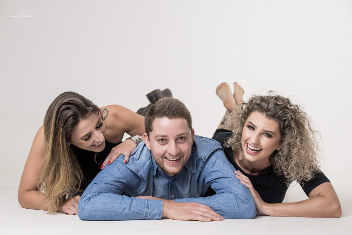 Ensaio em familia no estudio fotografico de Adriano Oening em Francisco Beltrao Pr