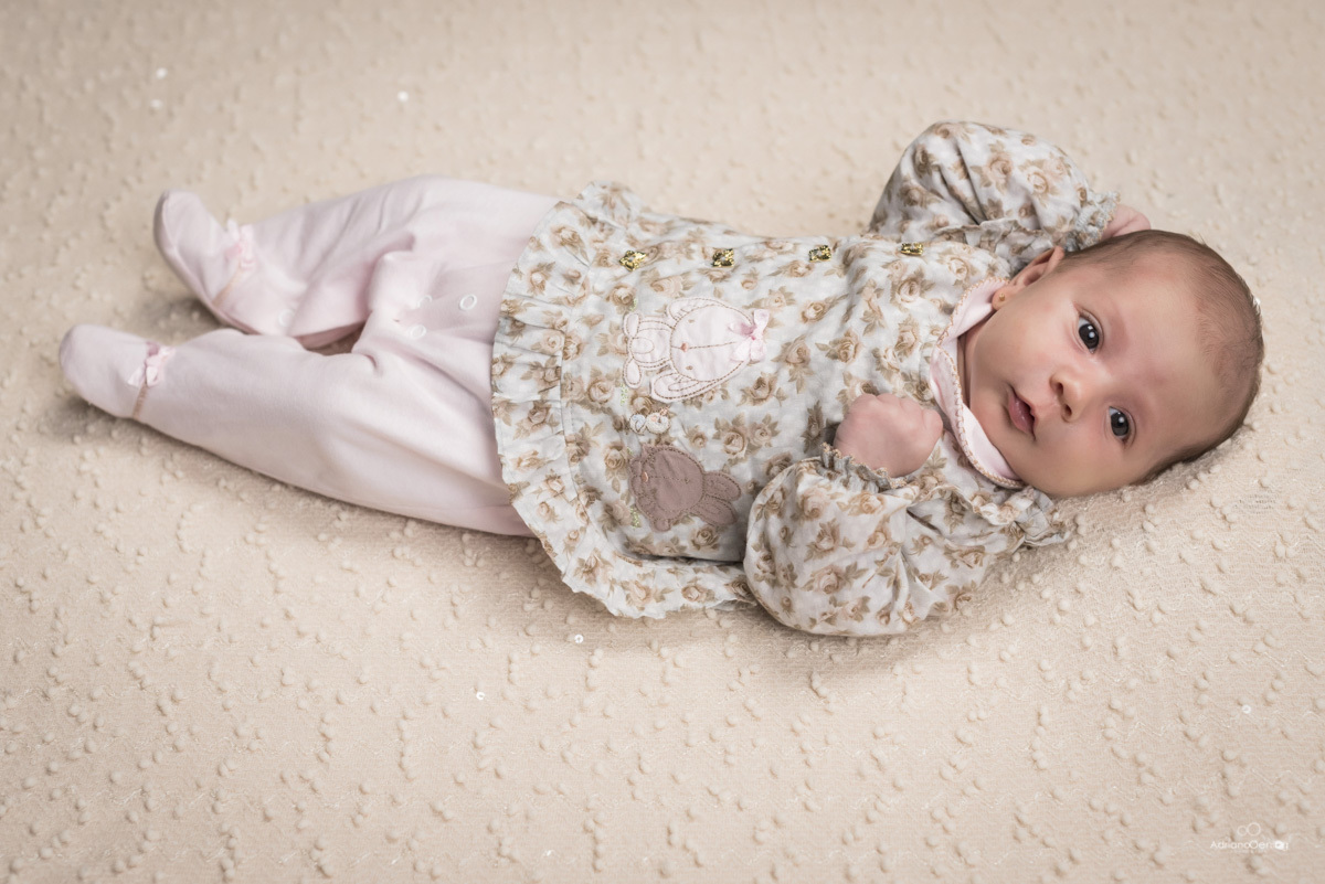 Lorena em seu ensaio de 1 mes no estudio fotografico Adriano Oening
