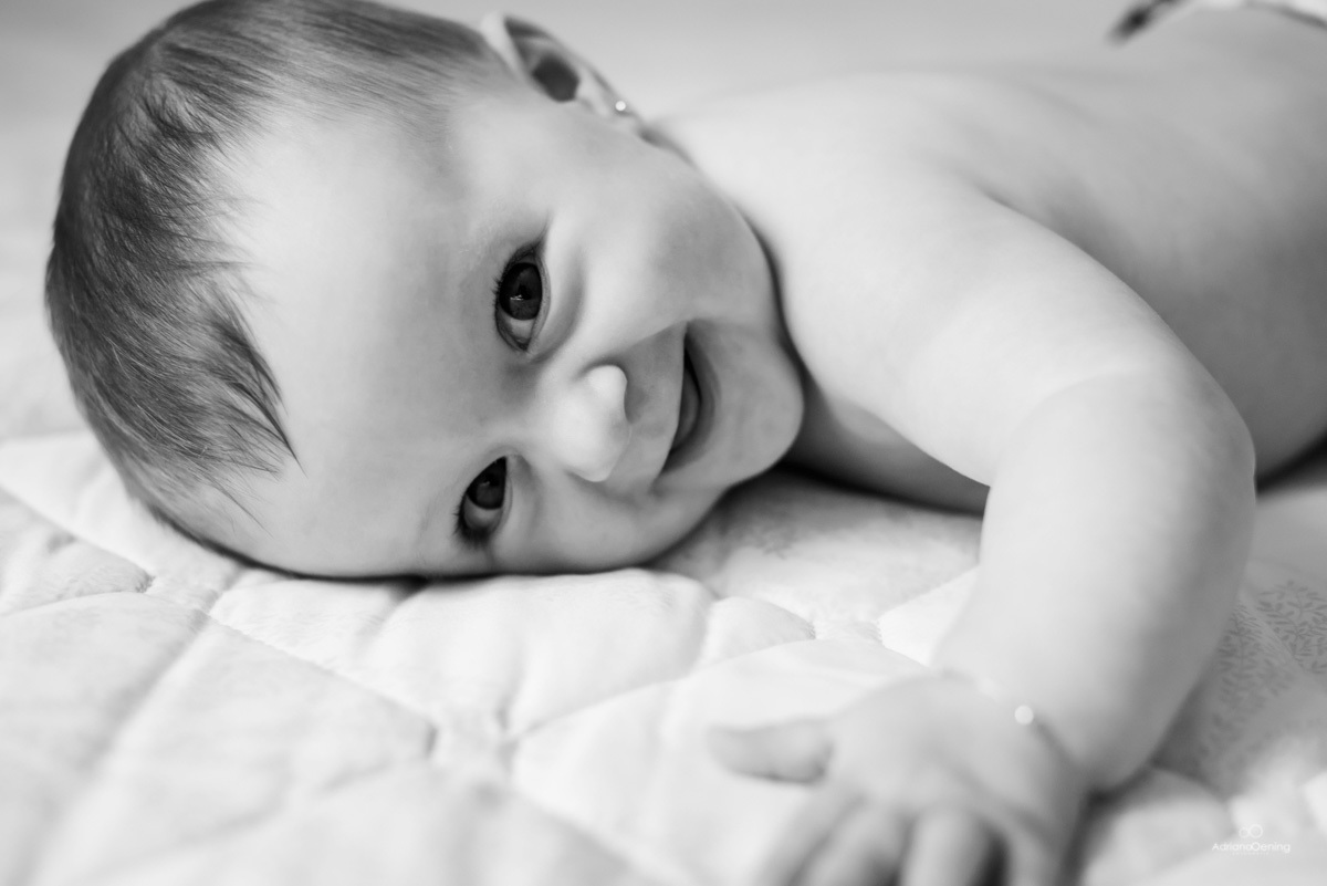 Acompanhamento trimestral da Cecilia pelo fotógrafo de família Adriano Oening