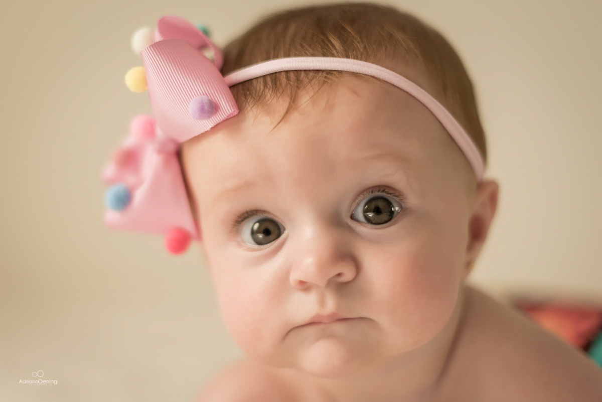 Acompanhamento trimestral da Cecilia pelo fotógrafo de família Adriano Oening