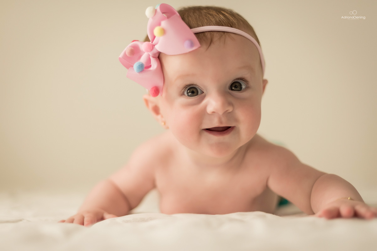 Acompanhamento trimestral da Cecilia pelo fotógrafo de família Adriano Oening