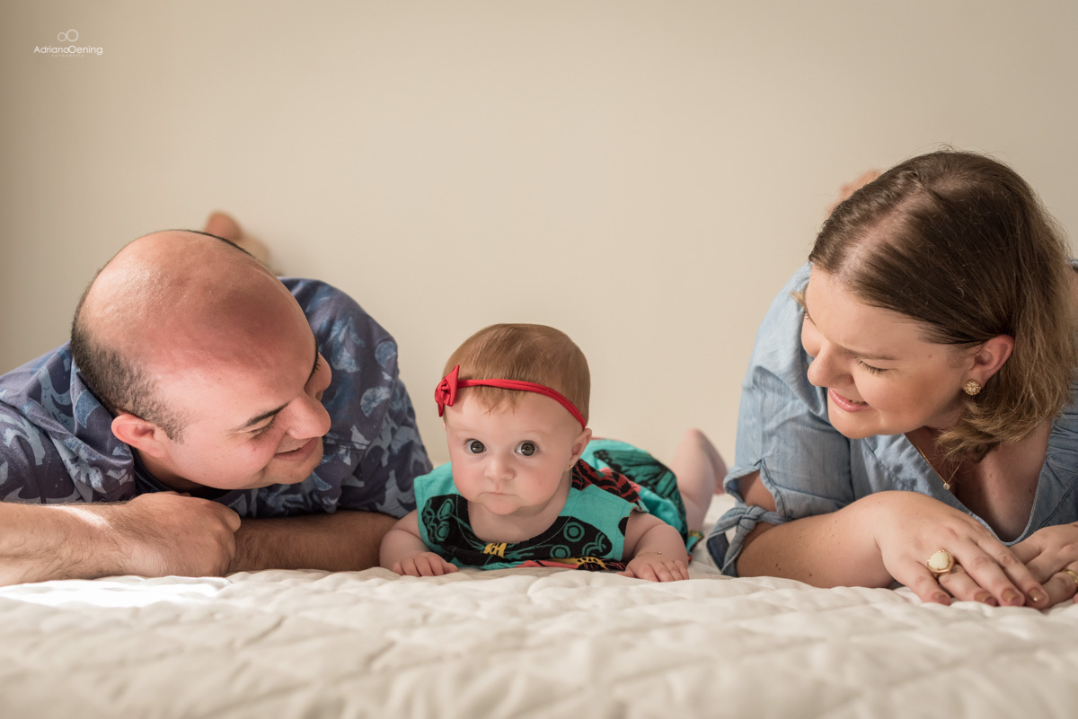 Acompanhamento trimestral da Cecilia pelo fotógrafo de família Adriano Oening