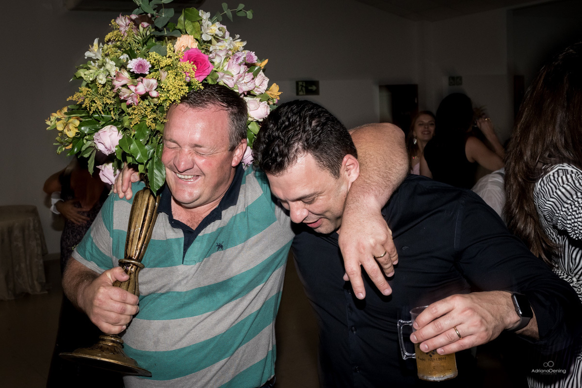 Casamento de Priscila e Darci realizado no Dom Zu Centro de Eventos e fotografia por Adriano Oening