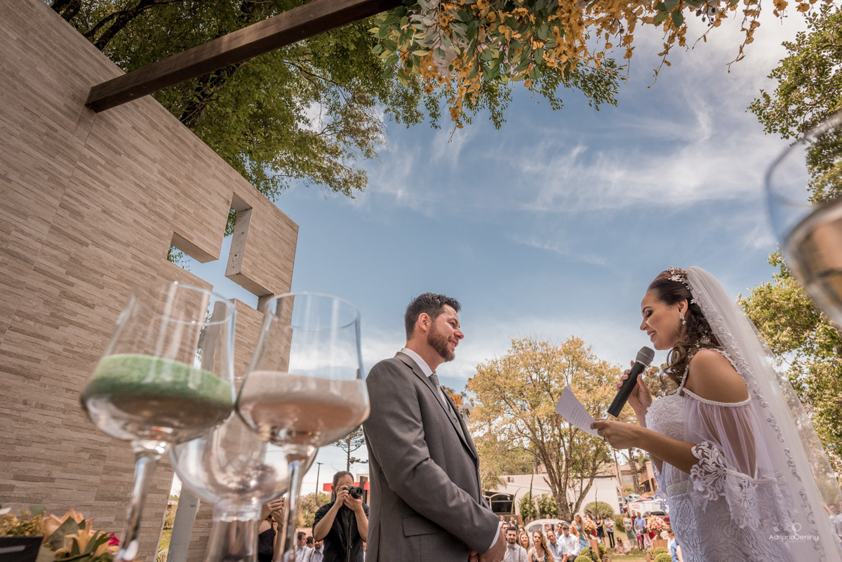 Casamento de Priscila e Darci realizado no Dom Zu Centro de Eventos e fotografia por Adriano Oening