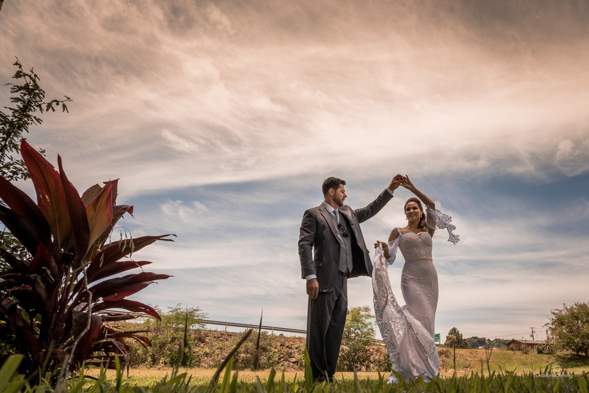 Casamento de Priscila e Darci realizado no Dom Zu Centro de Eventos e fotografia por Adriano Oening