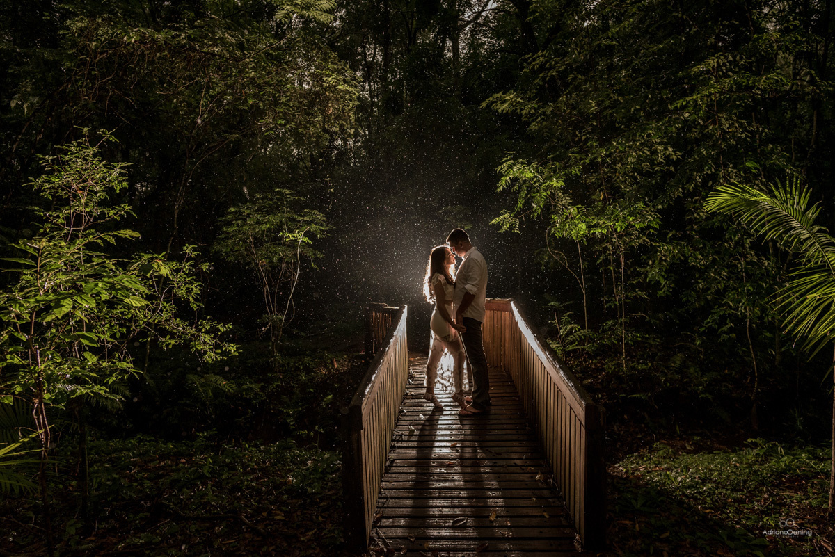 Ensaio pre-casamento de Simone e Willian no Salto Segredo pelo fotógrafo de casamentos Adriano Oening
