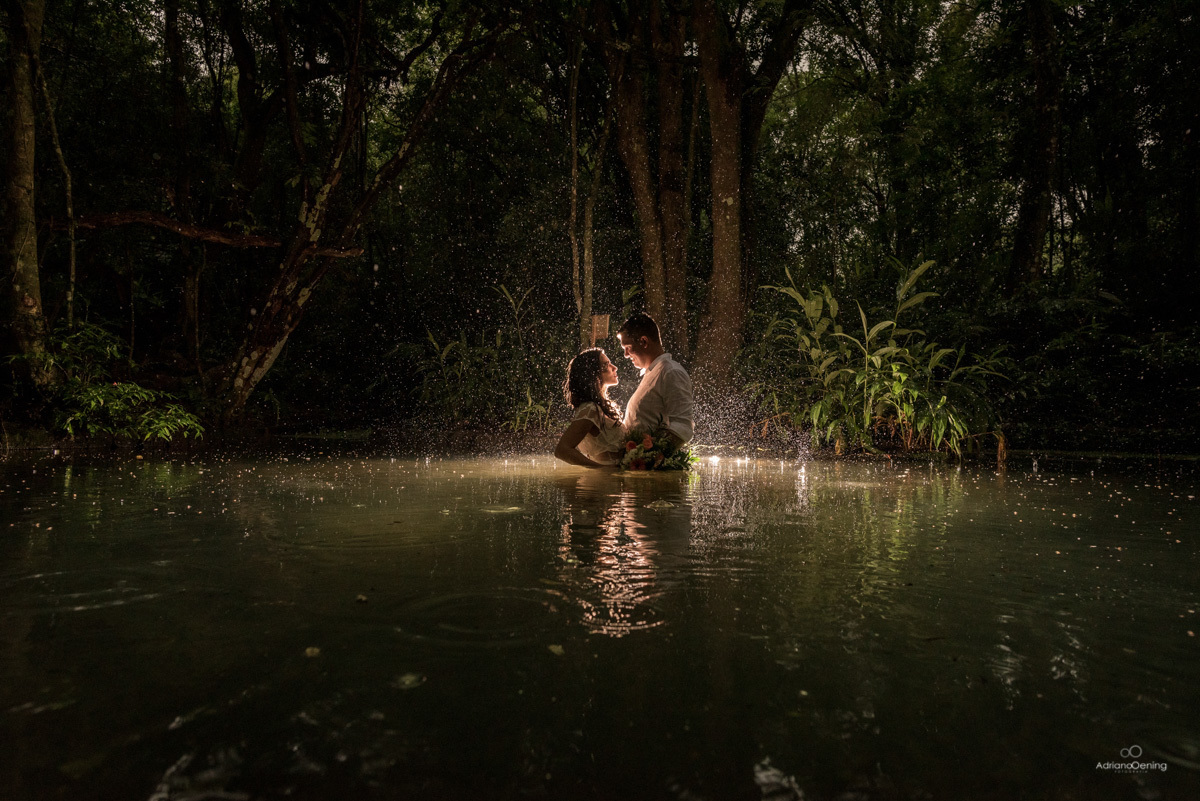 Ensaio pre-casamento de Simone e Willian no Salto Segredo pelo fotógrafo de casamentos Adriano Oening