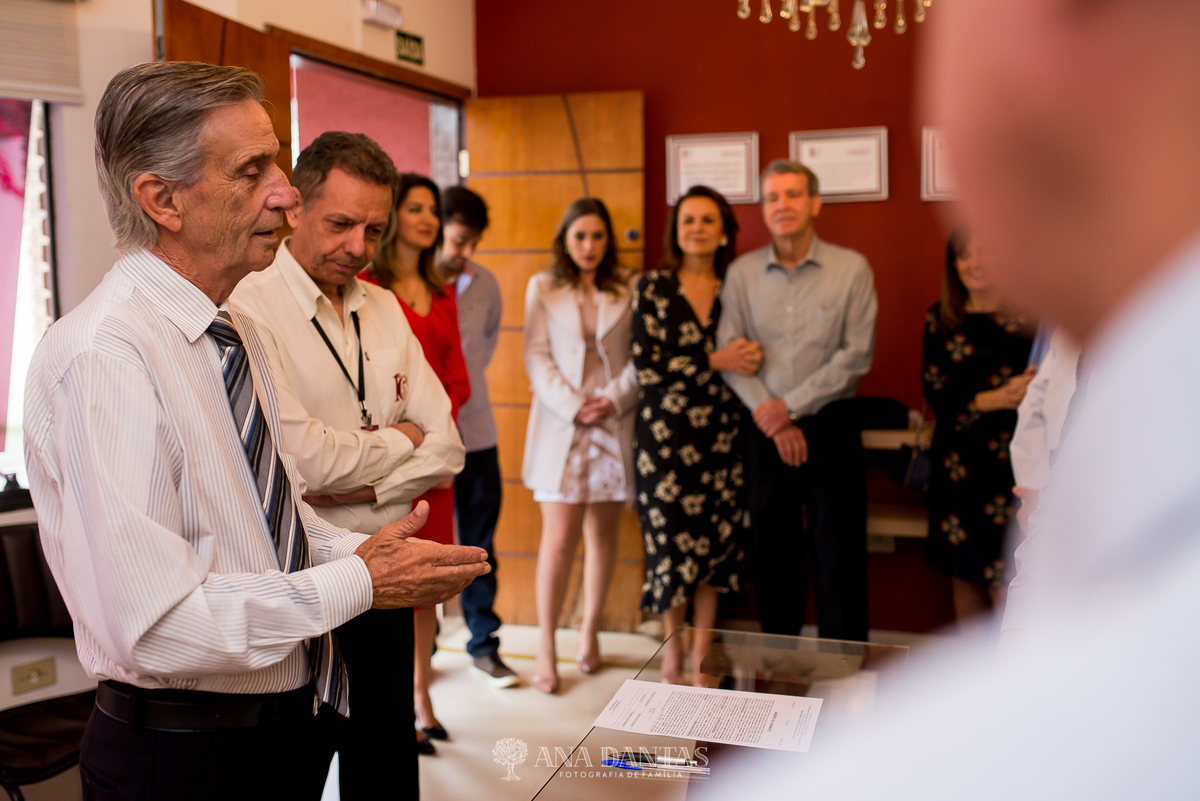 Momentos emocionantes de casamento 