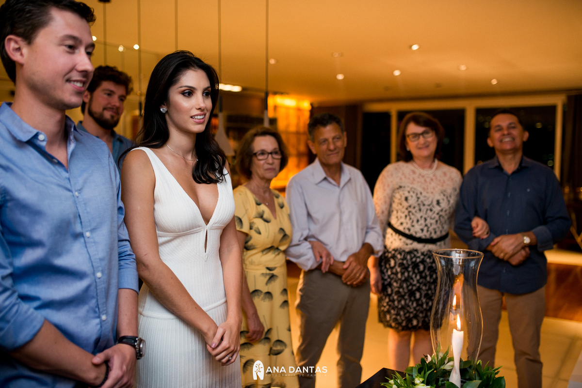 Noivos anciosos para o casamento 