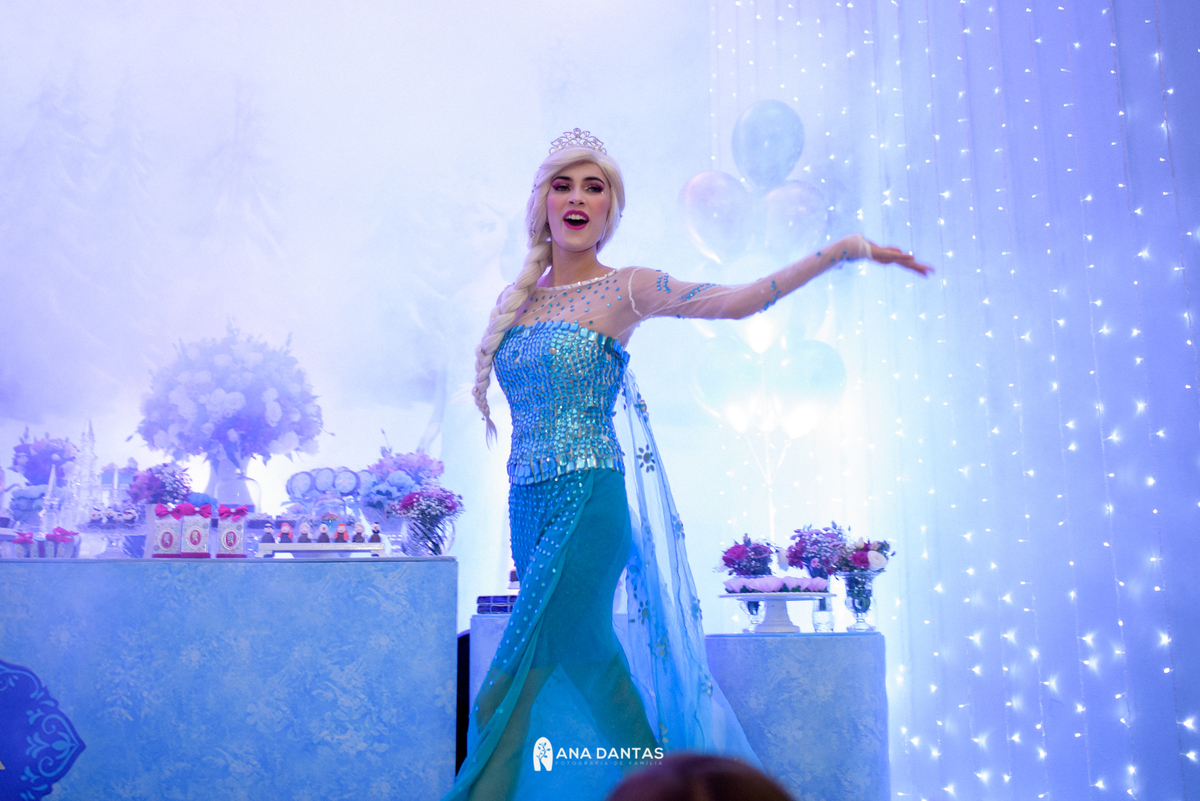 Elsa dançando let it go 