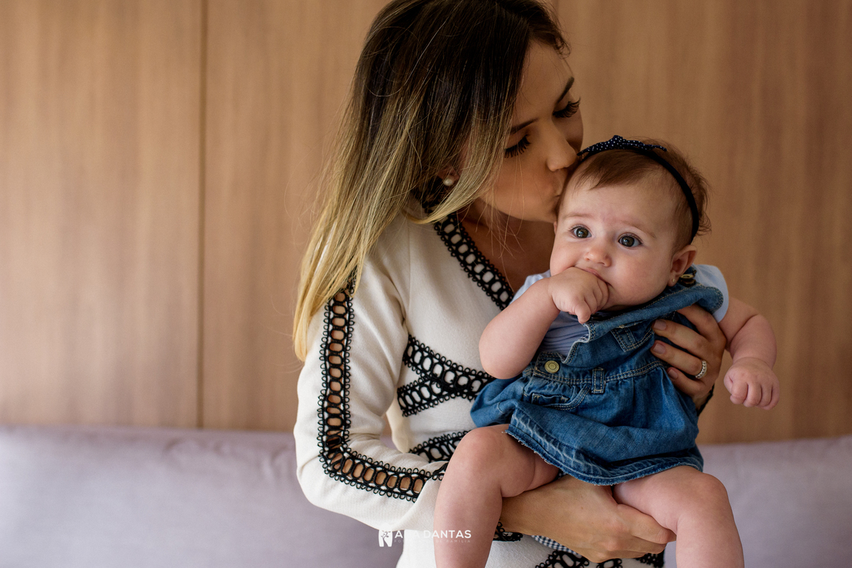 Mamae beijando a Mariah