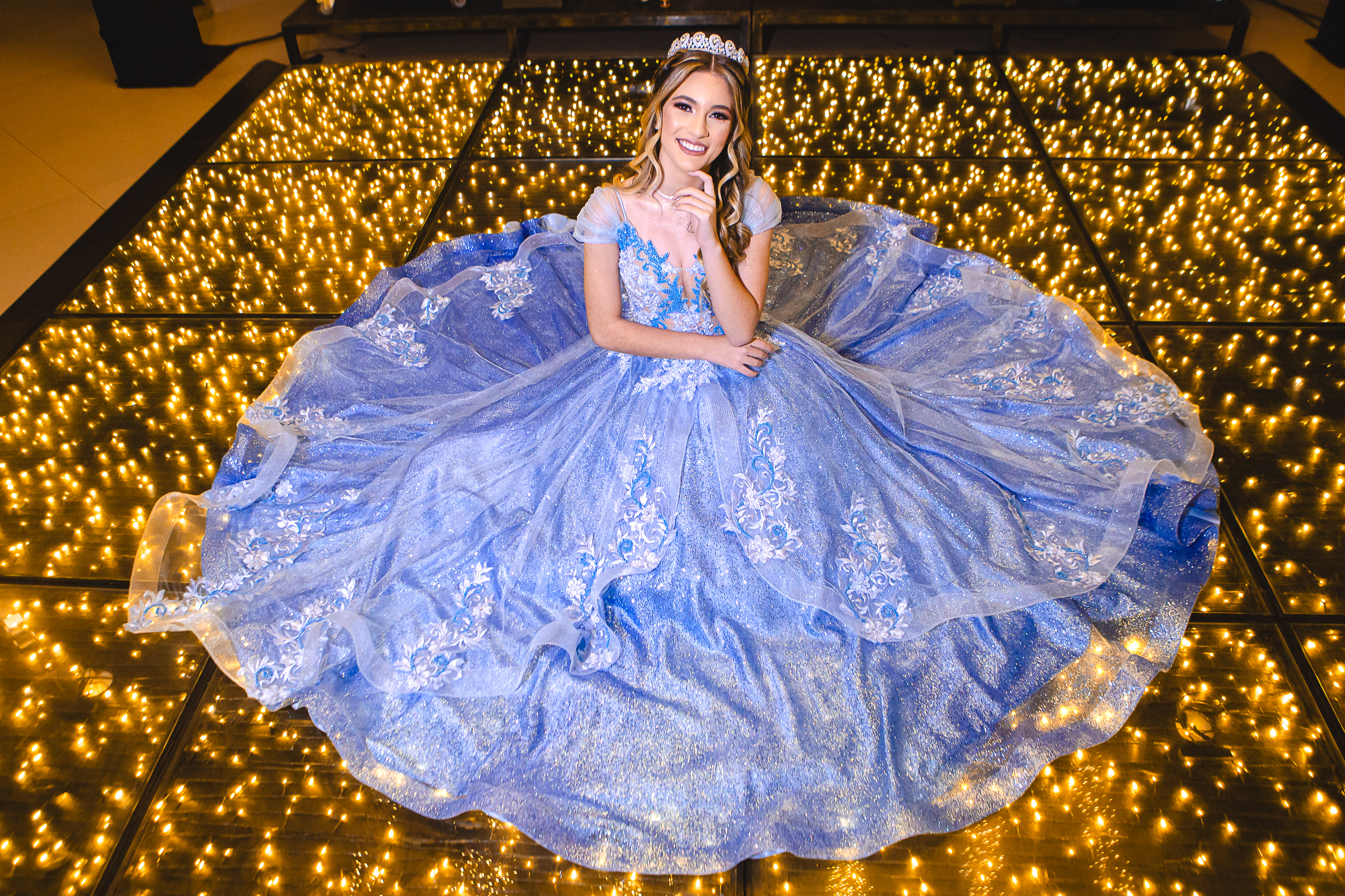 Contate Fotografia de 15 anos