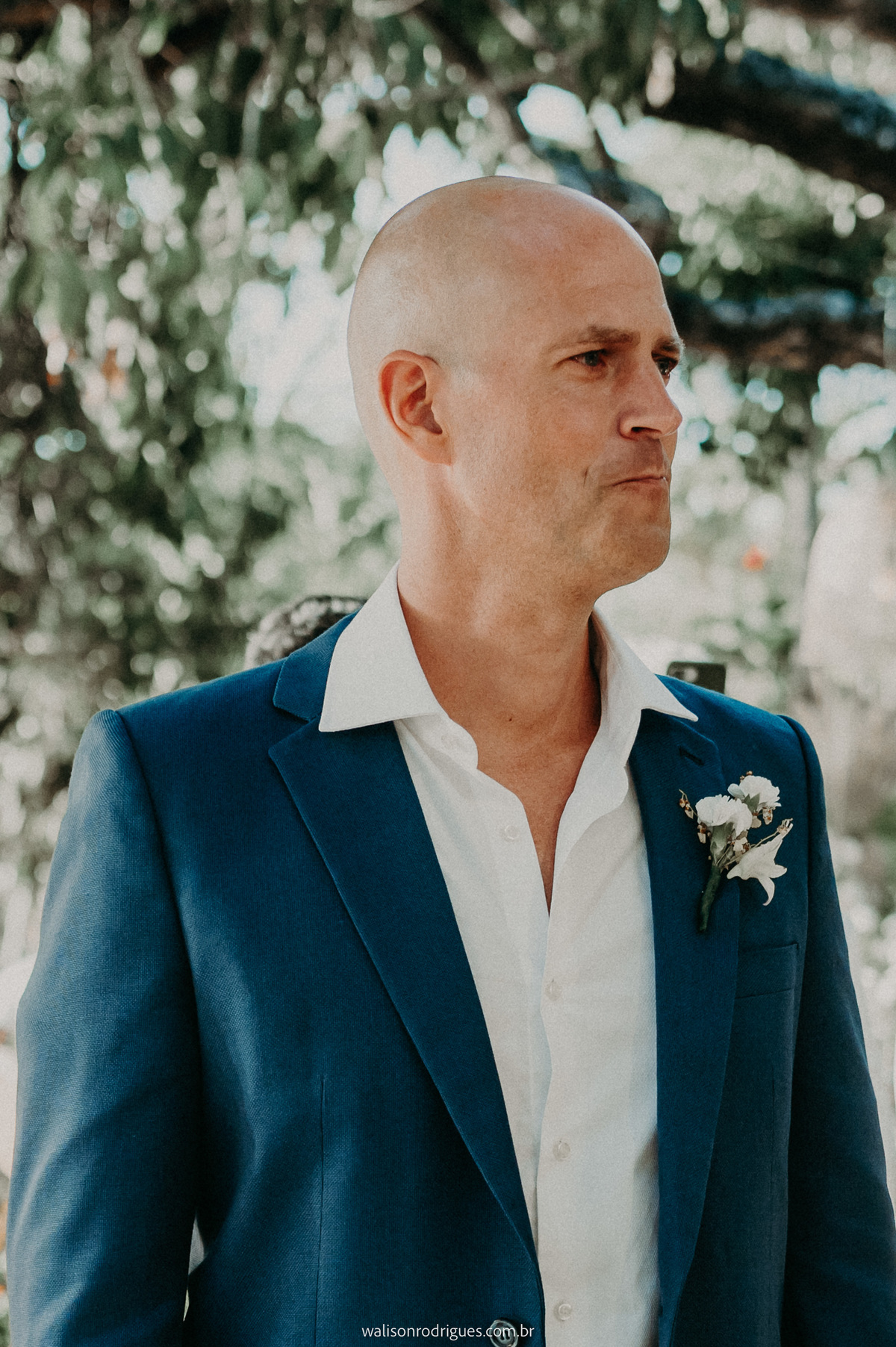 o-noivo-emocioando-ao-ver-a-noiva-entrando-para-o-altar-colosso-fortaleza-ce