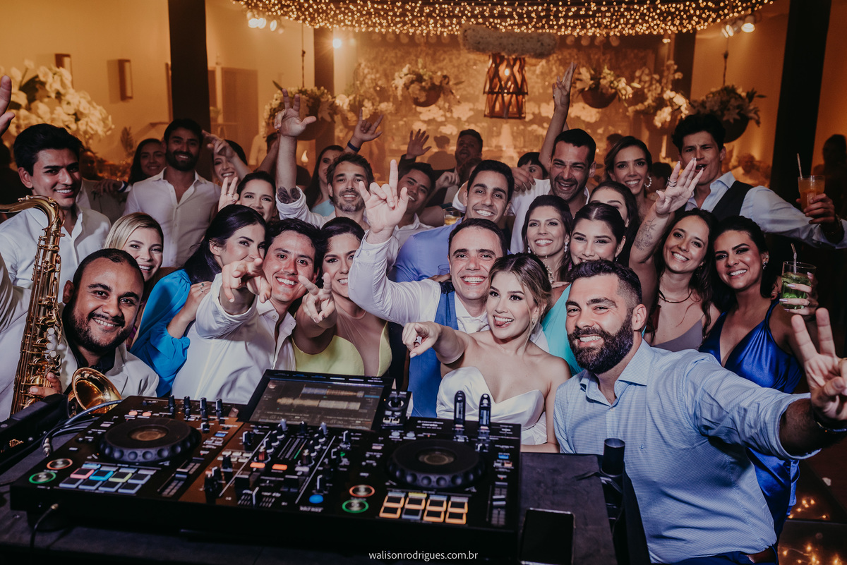 fotografia-de-casamennto-finm-de-tarde-na-praia-do-carmel-cumbuco-ce