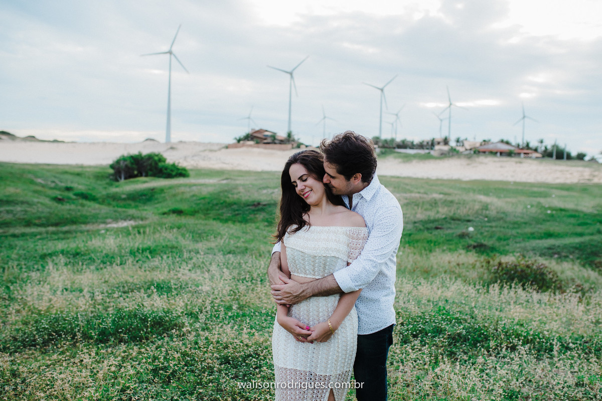 noiva-noivo-fotos na praia-buque da noiva-prewedding