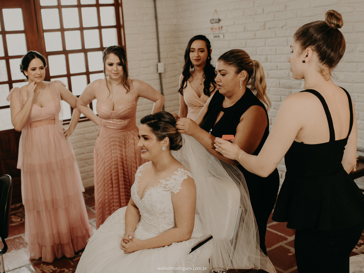 firist-look-com-as-madrinhas-da-noiva-na-fazenda-terra-do-sol-em-fortaleza-ce