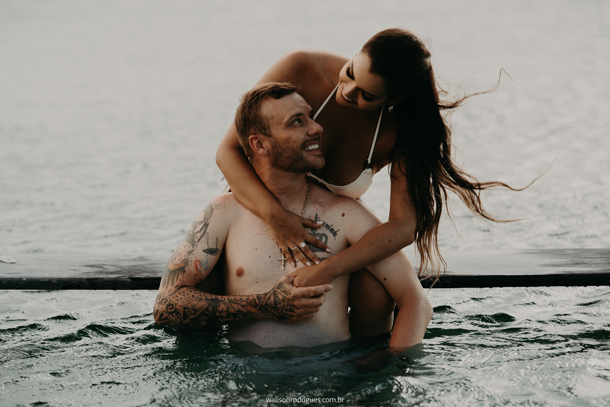 ensaio-pre-wedding-na-logoa-do-paraiso-em-jericoacoara-ce