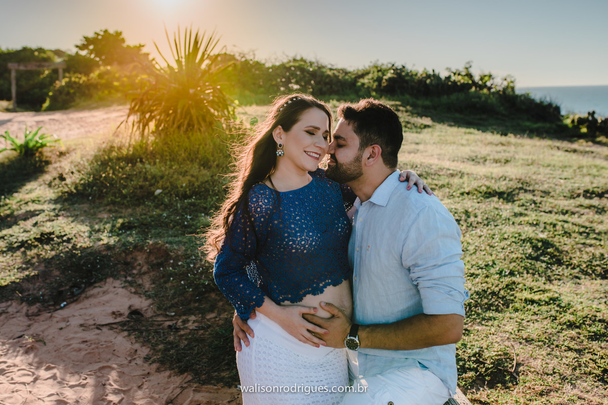 gestante-book de gestante-fotografias de gestante-fotos de gestante na praia-gestantes fortaleza- fotos de casais- sessão de fotos-ensaio de gestante-walison rodrigues fotografo-por do sol-Beberibe-CE