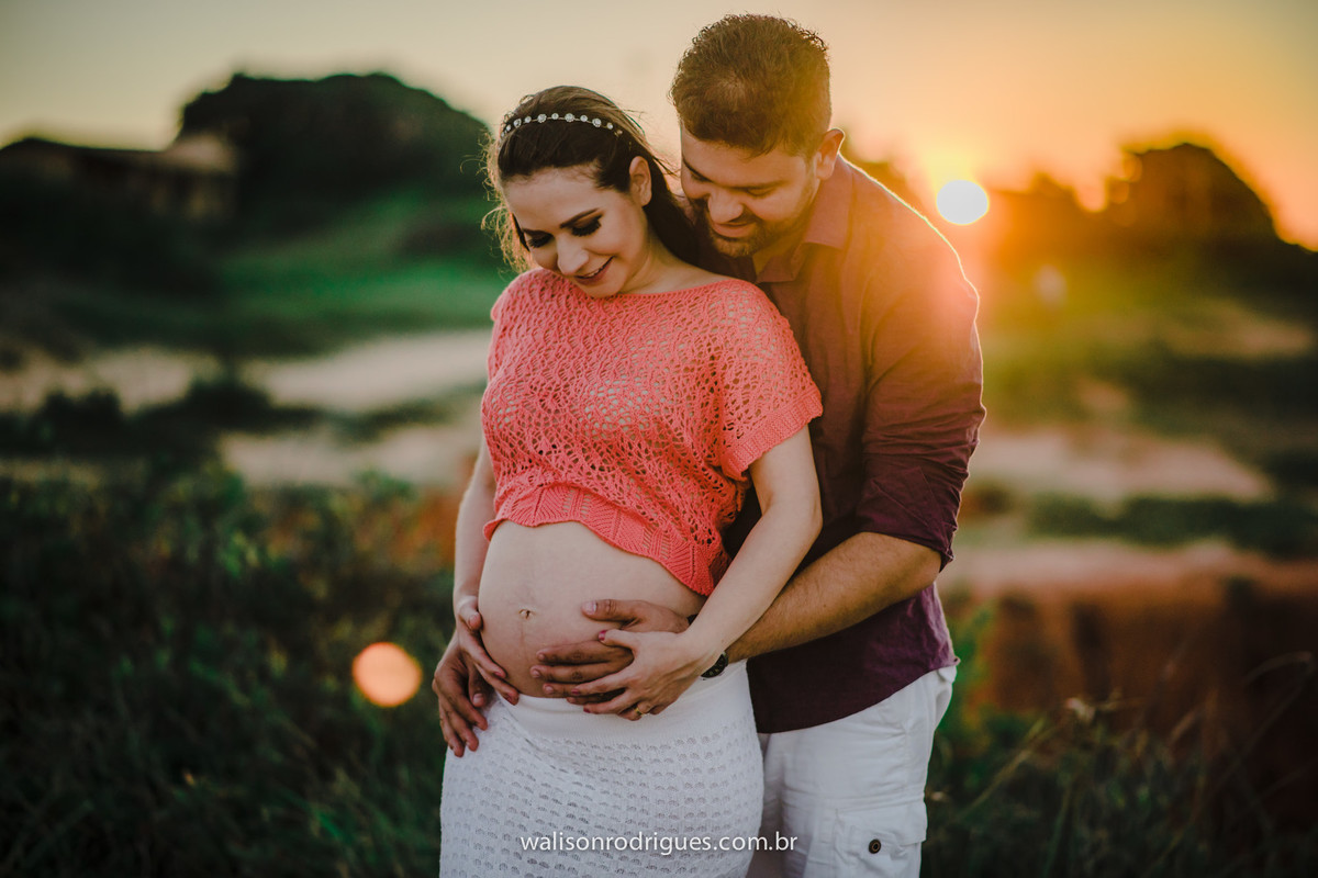 gestante-book de gestante-fotografias de gestante-fotos de gestante na praia-gestantes fortaleza- fotos de casais- sessão de fotos-ensaio de gestante-walison rodrigues fotografo-por do sol-Beberibe-CE