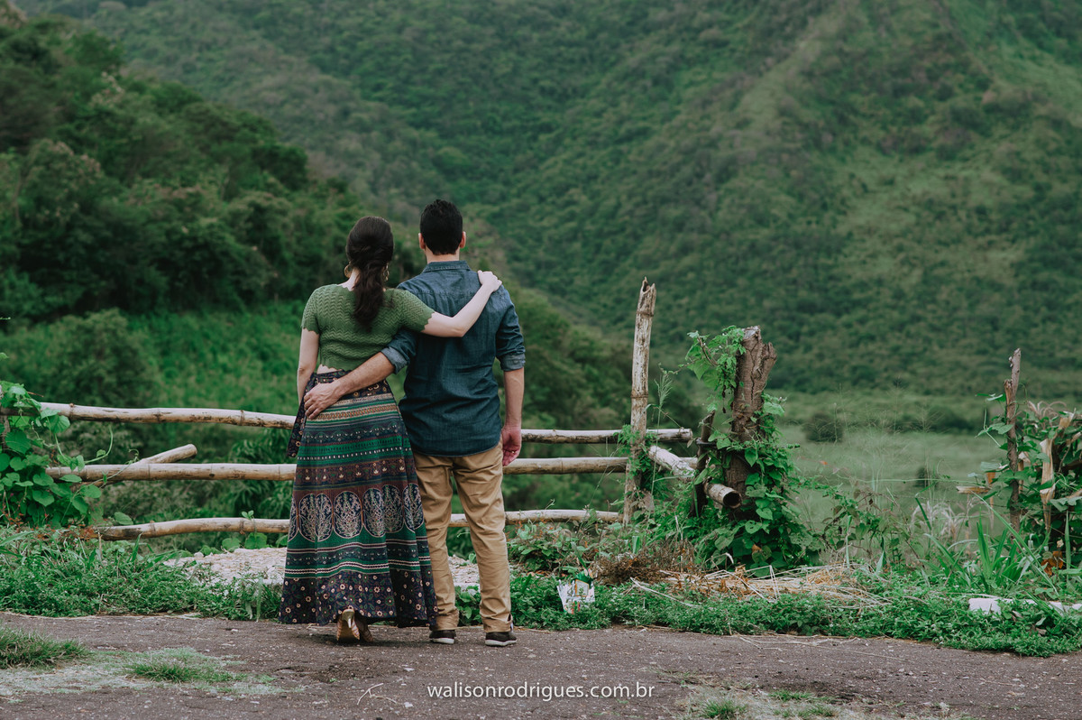 pre-wedding-walison rodrigues fotografias-noiva-noivo-fotografias de casais-trash the dress-fotografo ce-fotografia ce-fotografos de fortaleza-e-session-session casais-guaramiranga ce.