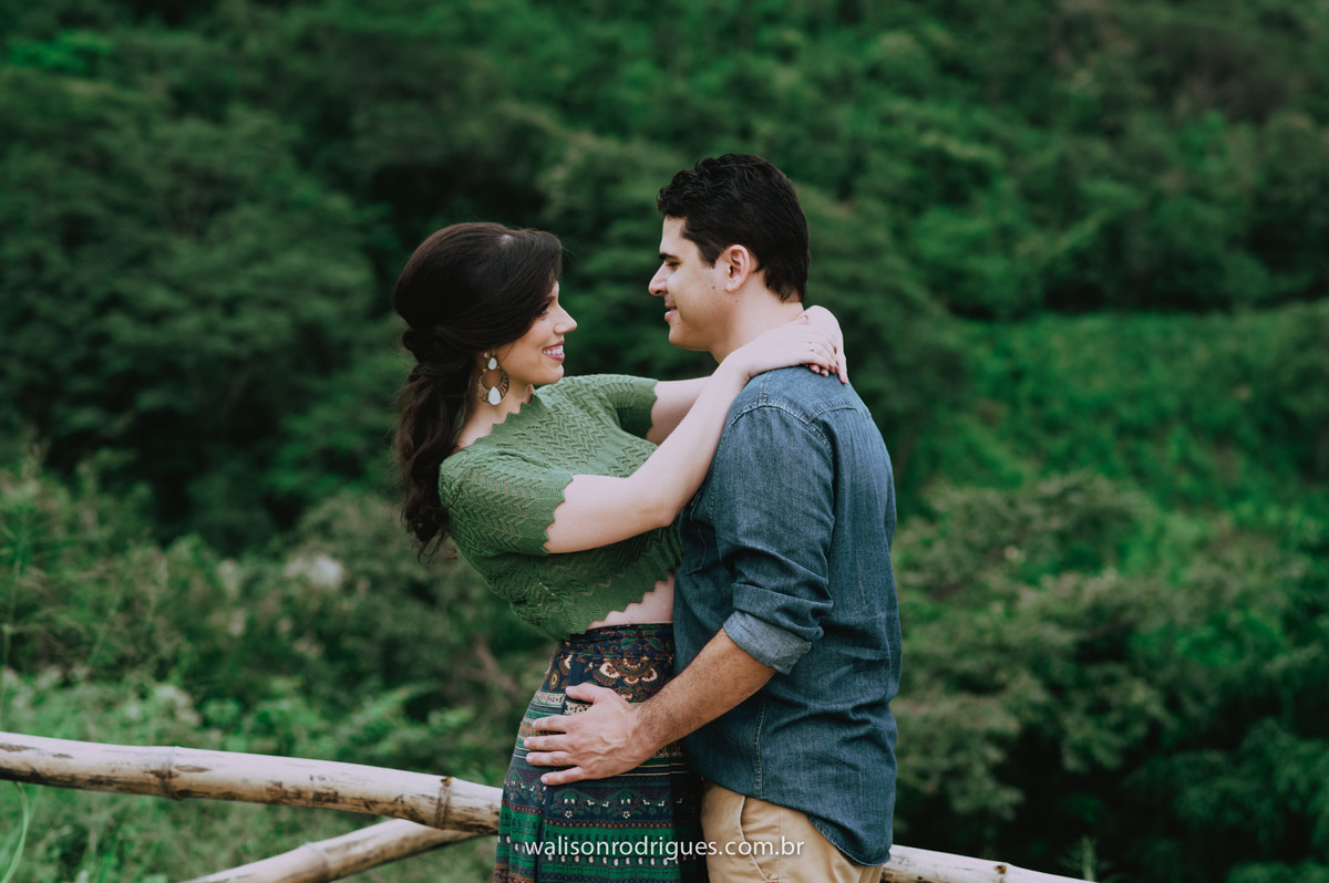 pre-wedding-walison rodrigues fotografias-noiva-noivo-fotografias de casais-trash the dress-fotografo ce-fotografia ce-fotografos de fortaleza-e-session-session casais-guaramiranga ce.
