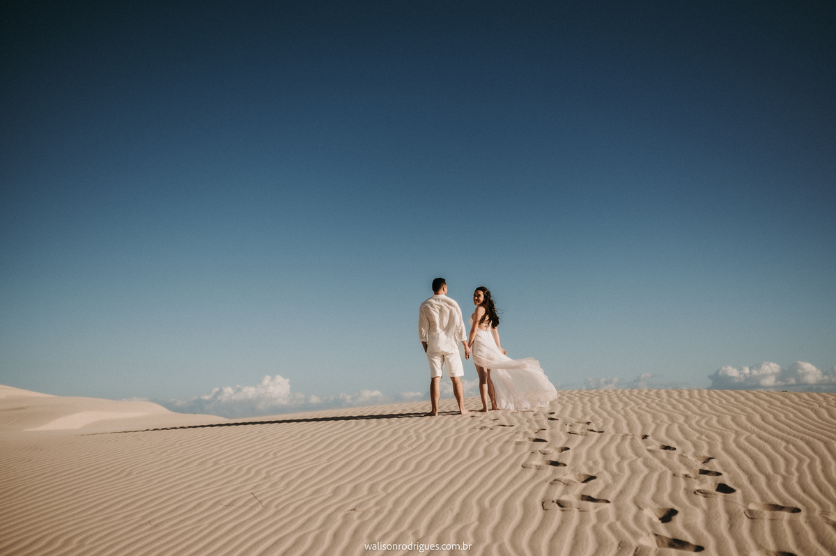 pre-wedding-na-praia-de-e-dunas-de-icaraizinho em-de-amontada-CE