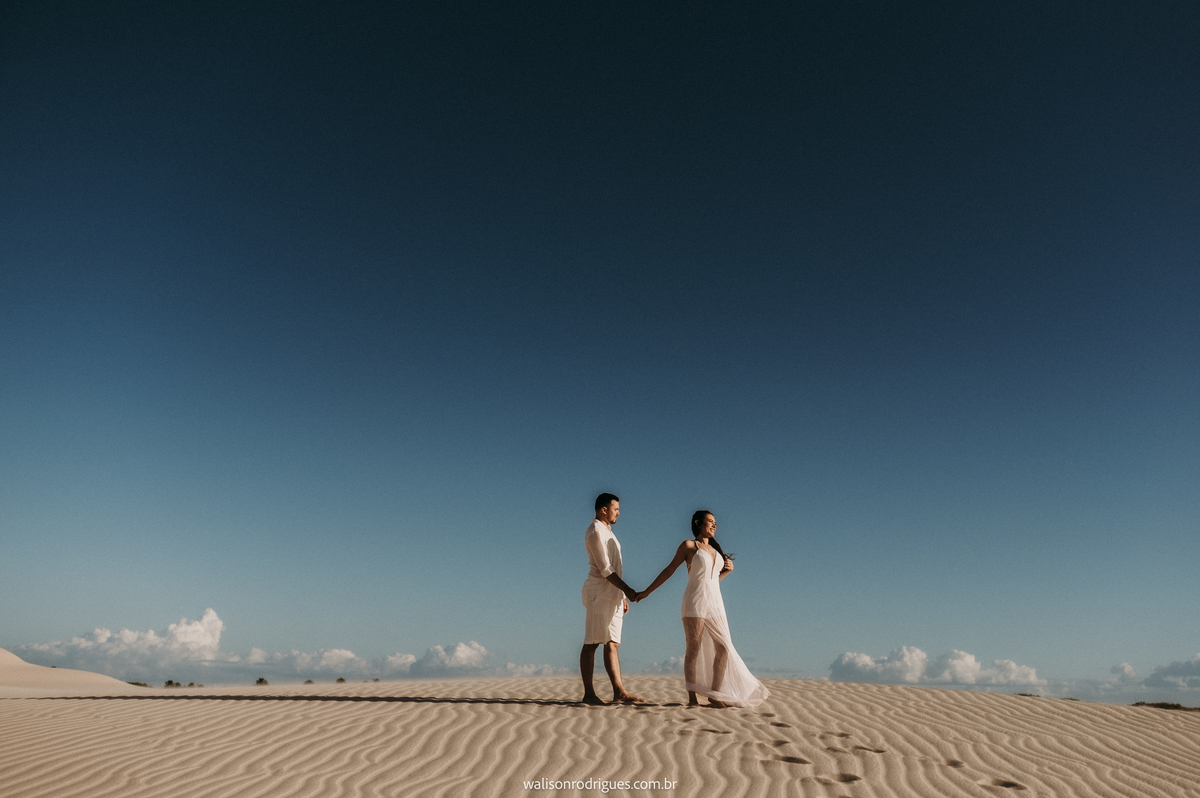 pre-wedding-na-praia-de-e-dunas-de-icaraizinho em-de-amontada-CE