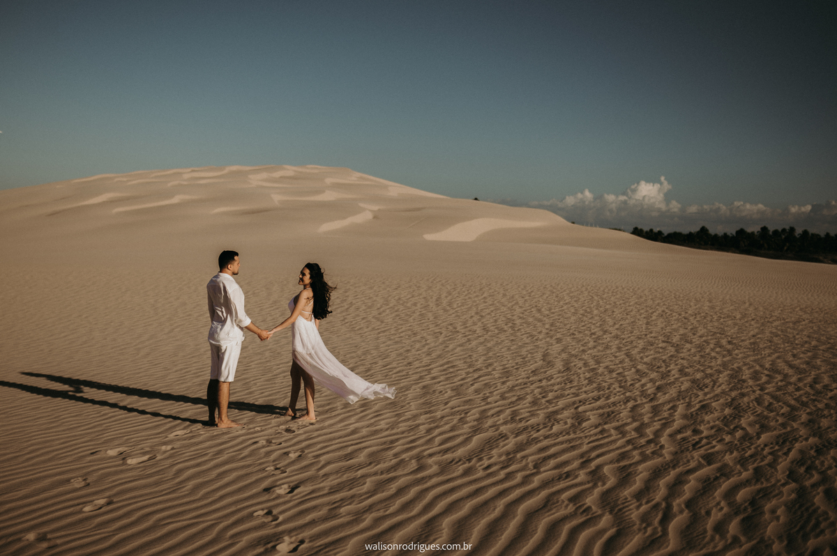 pre-wedding-na-praia-de-e-dunas-de-icaraizinho em-de-amontada-CE