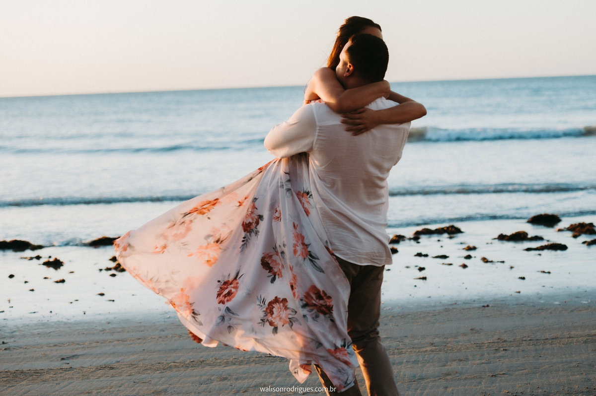 pre-wedding-na-praia-de-e-dunas-de-icaraizinho em-de-amontada-CE