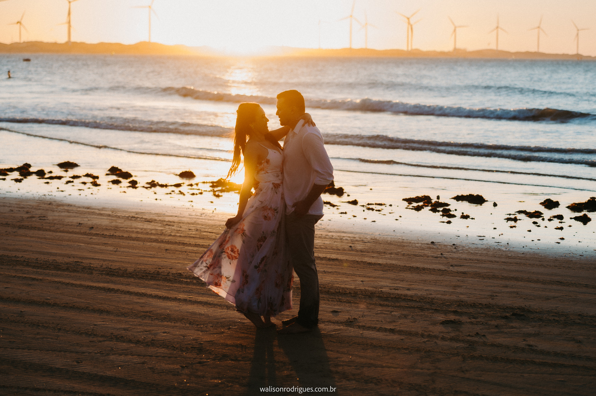 pre-wedding-na-praia-de-e-dunas-de-icaraizinho em-de-amontada-CE