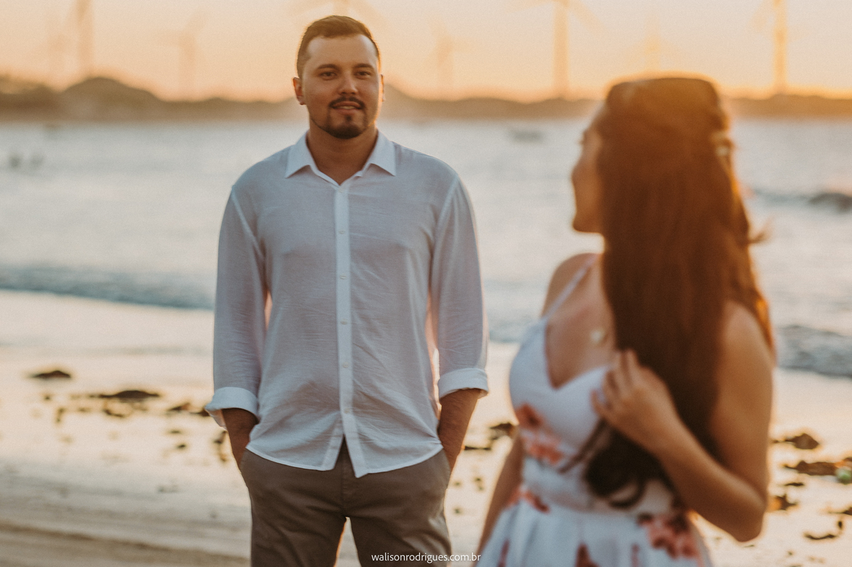 pre-wedding-na-praia-de-e-dunas-de-e-um-por-do-sol-incrivel-icaraizinho-em-de-amontada-CE