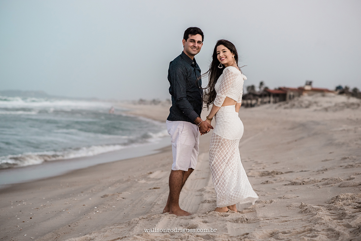 fotografia-decasamento-no-por-do-sol-na-praia-do-Japao-Aquiraz-CE