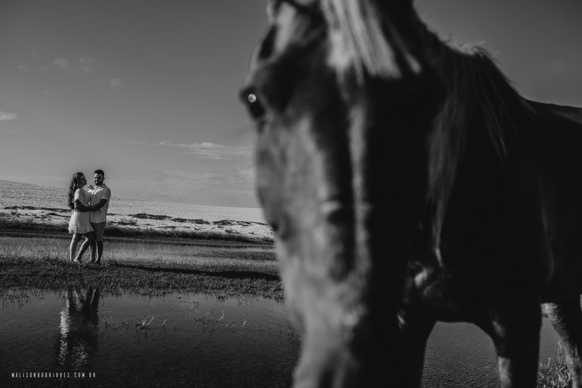 pre-wedding-na-praia-de-jericoacoara-CE