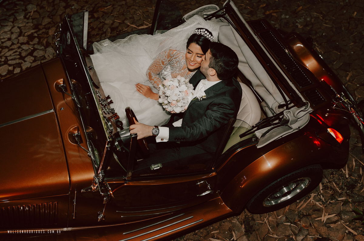 fotografias-de-casamento-em-carro-antigo-em-sobral-ce