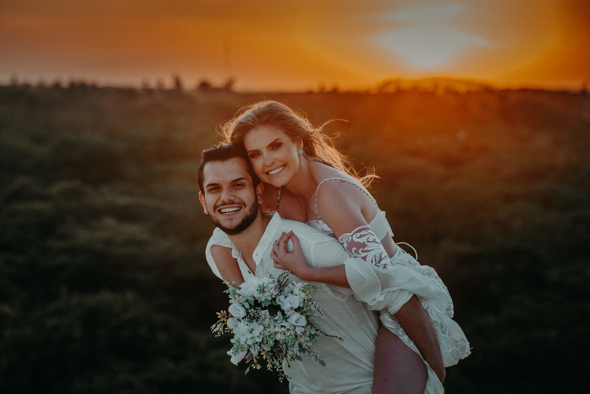 fotos-de-casais-no-por-do-sol.