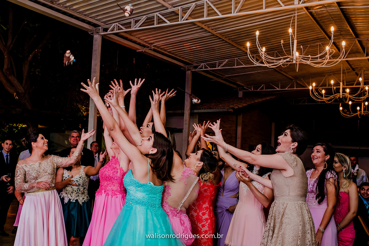 casamento em fotortaleza-casamentos-noiva-sapato da noiva-brinco da noiva-maquiagem da noiva-vestido da noiva-dia de noiva-walisonrodrigues fotografias-totografos de fortaleza-fotografo ce.