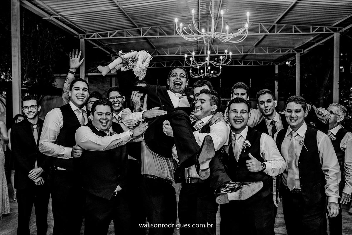 casamento em fotortaleza-casamentos-noiva-sapato da noiva-brinco da noiva-maquiagem da noiva-vestido da noiva-dia de noiva-walisonrodrigues fotografias-totografos de fortaleza-fotografo ce.